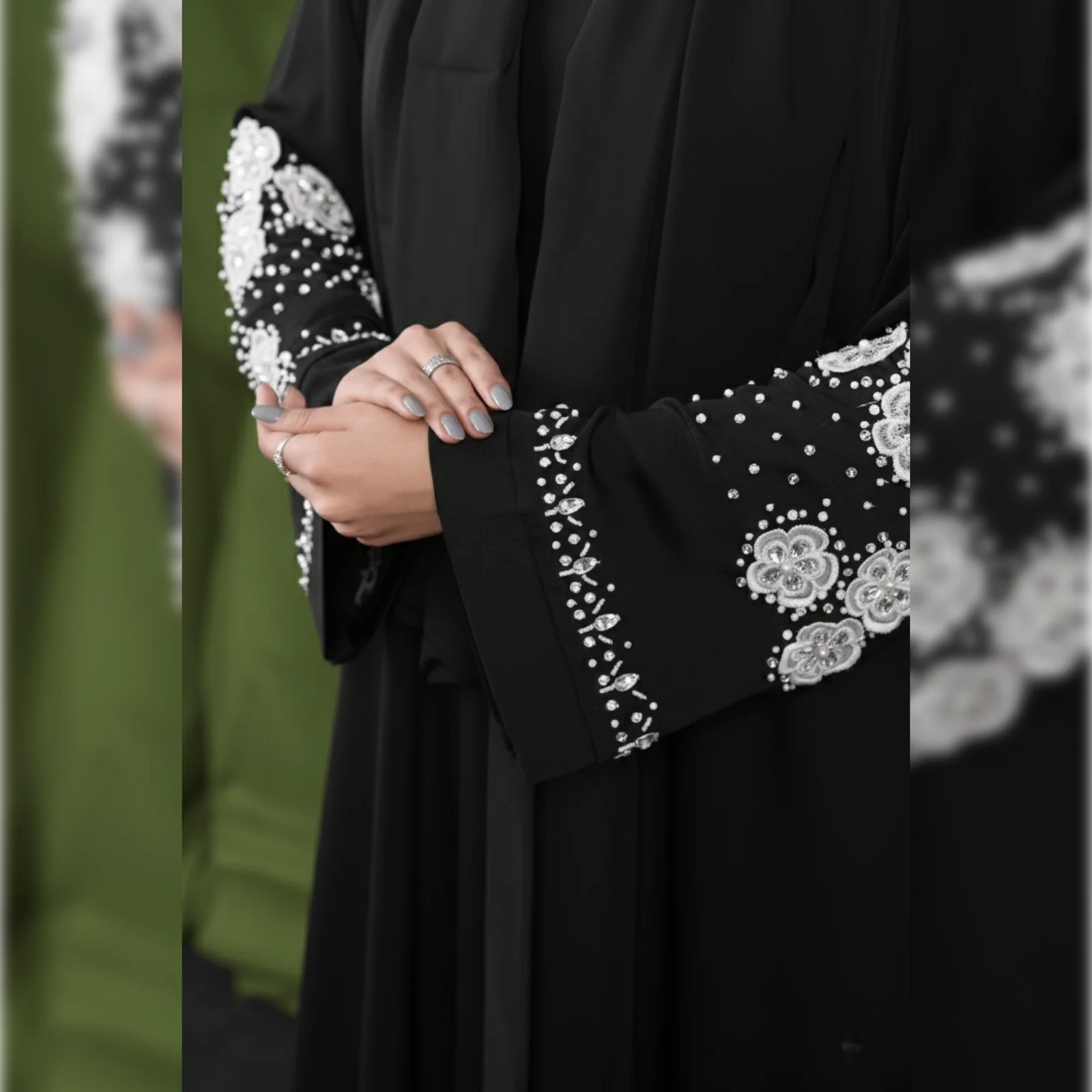 Falak Black