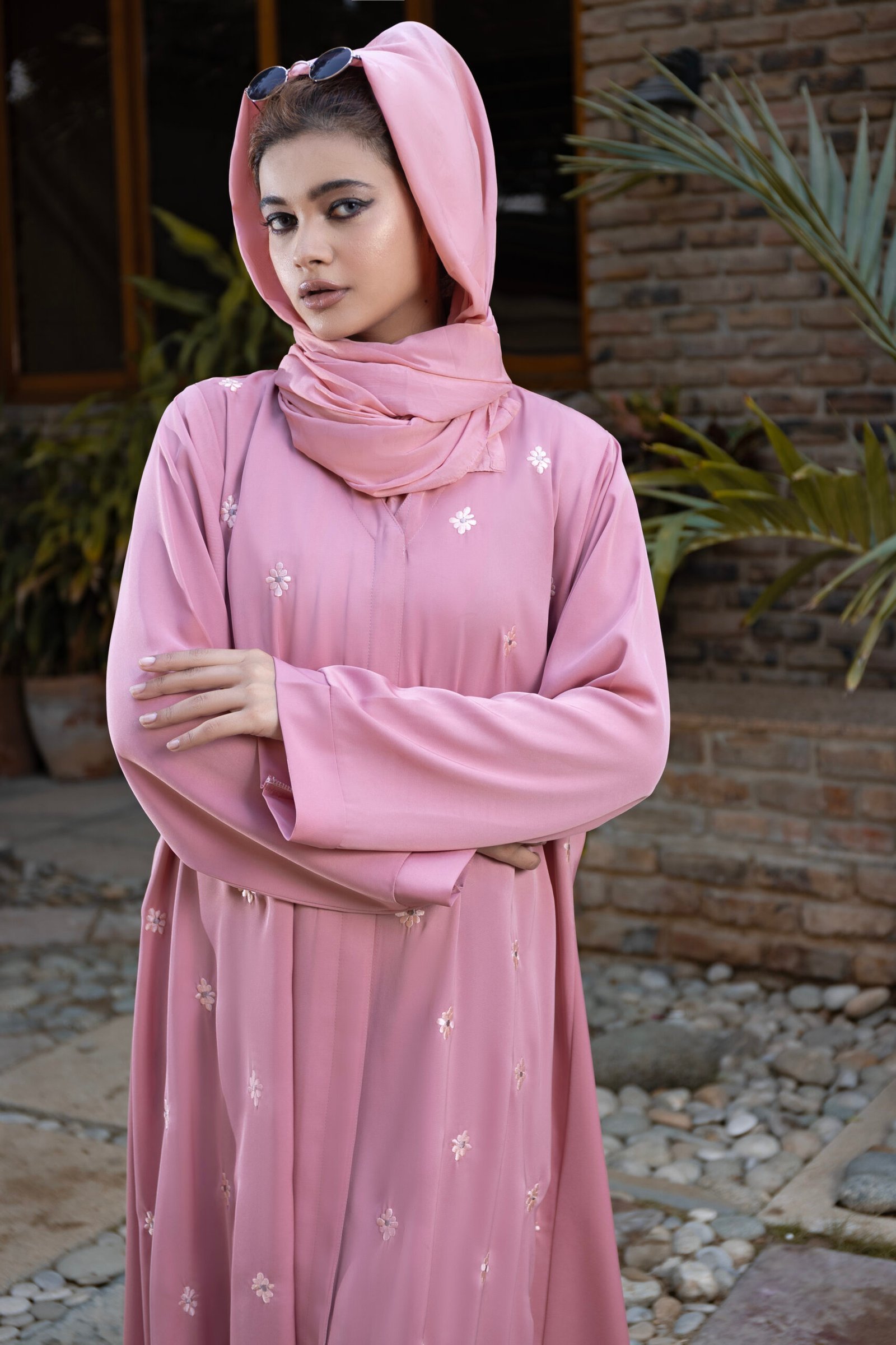 Roshan Pink Abaya