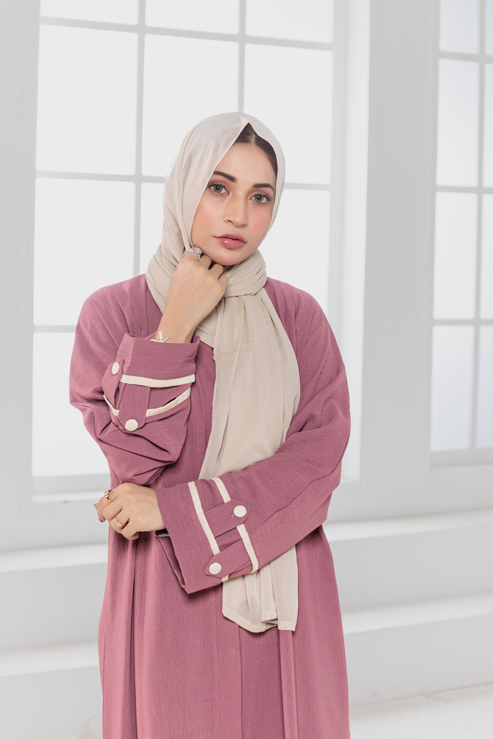Durra Abaya